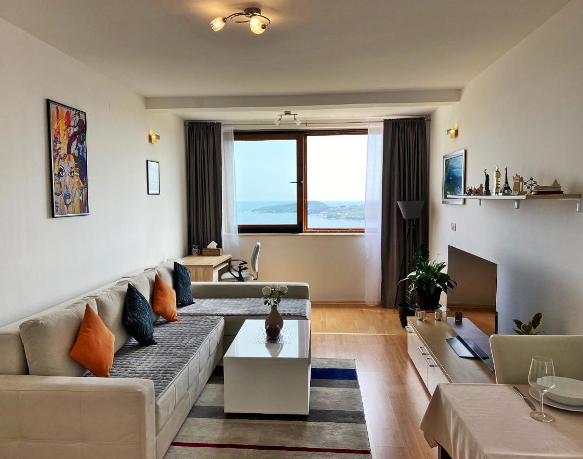 Sea View Suite オラサック エクステリア 写真